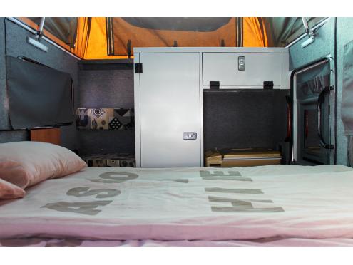 Gruppe AK: TOYOTA HILUX BUSHCAMPER 2.4TD SINGLE CAB 4X4 1-2 PERSONEN