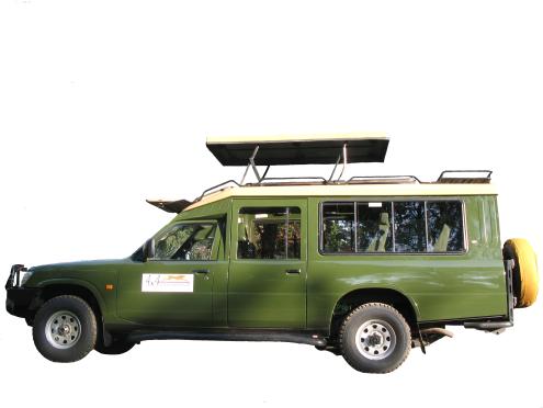 Gruppe TN+: NISSAN PATROL Y61 3.0D 4x4 Standard Version Manuell