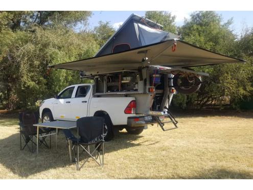 TOYOTA HILUX BUSHCAMPER 2.4 GD-6 DC 4X4 MANUELL